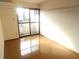 多摩都市モノレール 万願寺駅 徒歩3分の賃貸アパート 2階1Kのリビング/ダイニング