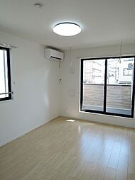 京王相模原線 南大沢駅 バス3分 柳沢下車 徒歩5分の賃貸アパート 2階1LDKのリビング/ダイニング