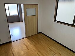 JR中央本線 八王子駅 徒歩10分の賃貸マンション 3階2Kのリビング/ダイニング