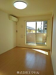 JR青梅線 小作駅 徒歩10分の賃貸アパート 2階1LDKのリビング/ダイニング