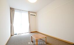 JR横浜線 片倉駅 徒歩2分の賃貸アパート 2階1Kのリビング/ダイニング