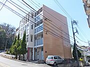 周辺施設も充実の場所です。