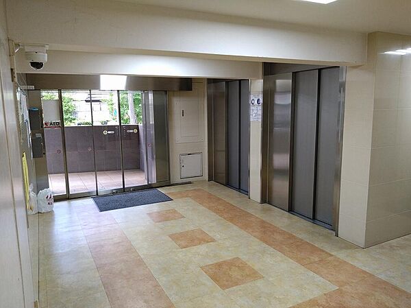 建物エントランス