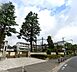 周辺：【小学校】調布市立深大寺小学校まで1298ｍ