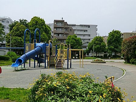 西蒲田公園 300m