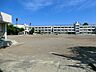 周辺：世田谷区立用賀中学校　890ｍ