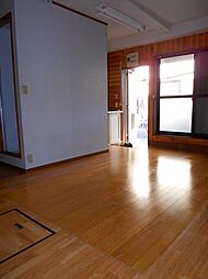 居間