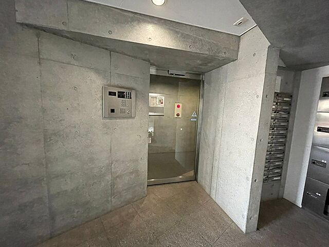 エントランス