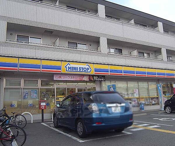 画像30:ミニストップ亀岡大井町土田店まで250m 9号線沿い大井交差点にあります。