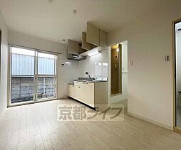 アーバンＭ 106 1階3DKのリビング/ダイニング