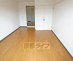 京阪本線 丹波橋駅 徒歩12分の賃貸マンション 3階1Kのリビング/ダイニング