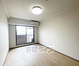 阪急嵐山線 上桂駅 徒歩7分の賃貸マンション 5階1Kのリビング/ダイニング