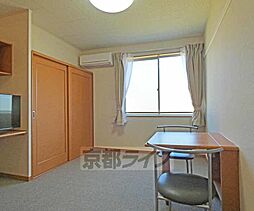 レオパレスラ・リッシュ 111 1階1Kのリビング/ダイニング