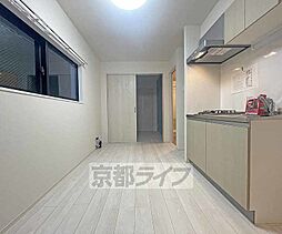 近鉄京都線 東寺駅 徒歩4分の賃貸アパート 3階1DKのリビング/ダイニング