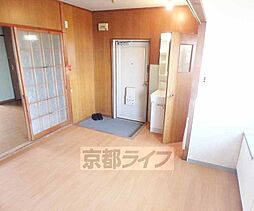 居間