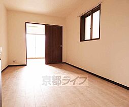 京阪本線 藤森駅 徒歩9分の賃貸マンション 1階1LDKのリビング/ダイニング