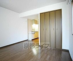 京阪本線 丹波橋駅 徒歩8分の賃貸マンション 2階2Kのリビング/ダイニング