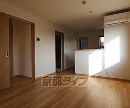 京阪本線 藤森駅 徒歩7分の賃貸アパート 3階2LDKのリビング/ダイニング