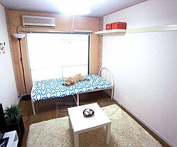 居間