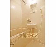 バスです。