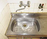 コンパクトな台所です