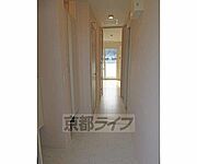 部屋までまっすぐな廊下