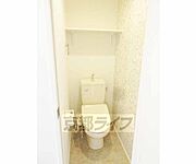 ウォシュレット付きのトイレです