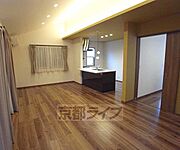 広くてきれいなダイニングですね。