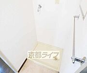 脱衣所にあります。