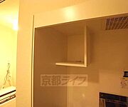 キッチン上の収納です。