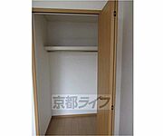 広々とした部屋です。