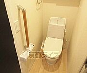 ウォシュレットの付いたトイレです