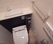 トイレ収納です。