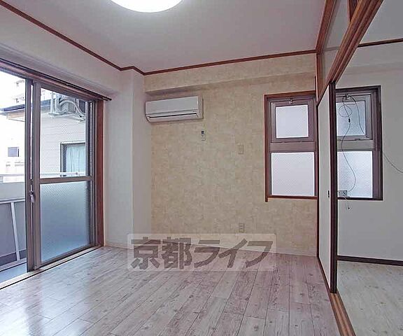 寝室