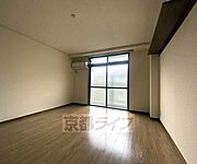 落ち着いた雰囲気のお部屋です