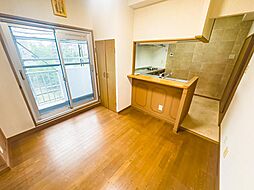 居間