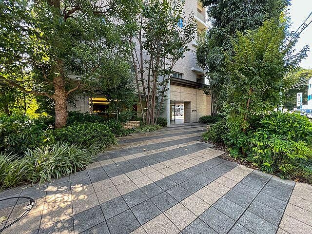 エントランス ルフォンソレイユ小平小川町 6階/-