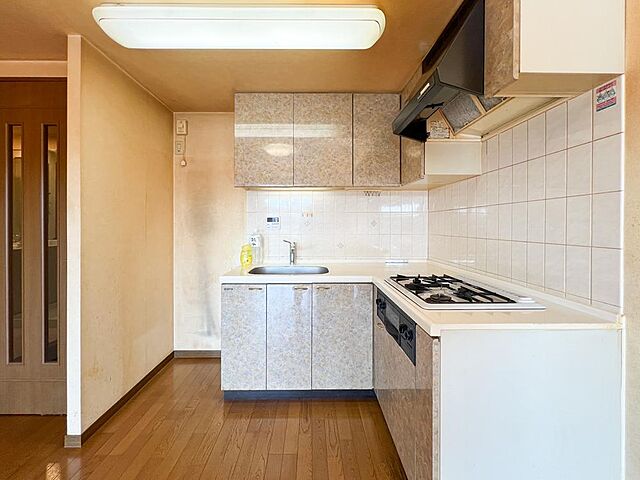 キッチン レーベンハイム 赤塚公園参番館 5階/-