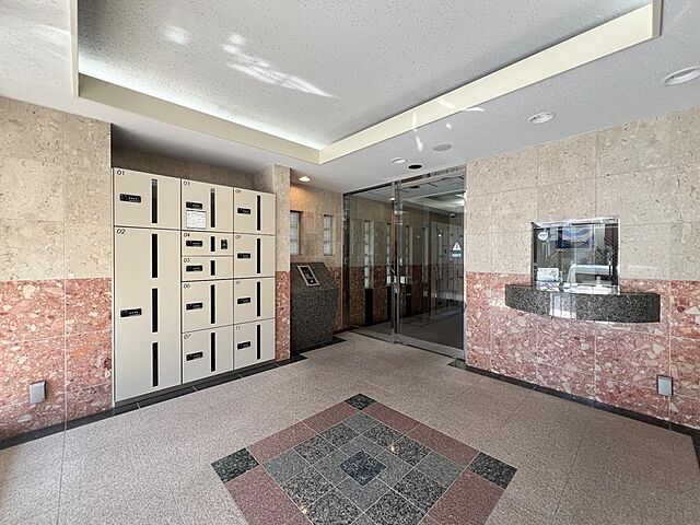 エントランス レーベンハイム 赤塚公園参番館 5階/-