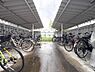 その他：大切な自転車を雨や風から守るサイクルスペース。整理整頓されていて使いやすさも◎