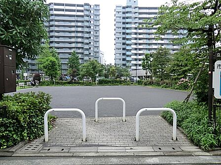 曙一丁目公園まで約560m