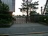 周辺：立川市立第八小学校 640m