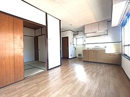 居間