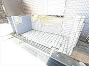 敷地内ゴミ捨て場