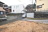 外観：前面道路含む外観