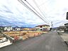 外観：前面道路
