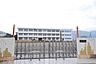 周辺：南足柄市立/福沢小学校 徒歩7分。 530m