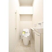 手洗い場のあるトイレスペース♪