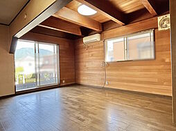 桜井市大字谷 4SLDKのリビング/ダイニング