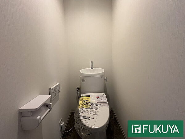 トイレを拡大表示